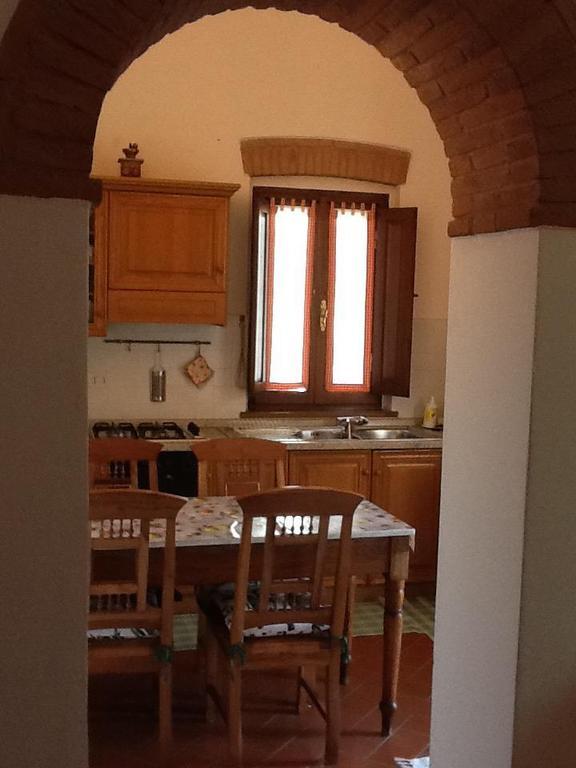 Camere E Appartamenti Baldini Romanita Radda in Chianti Szoba fotó